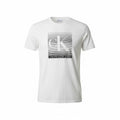 picknpack Calvin Klein Jeans white crew neck t-shirt with a black and white gradient line logo graphic on the chest.